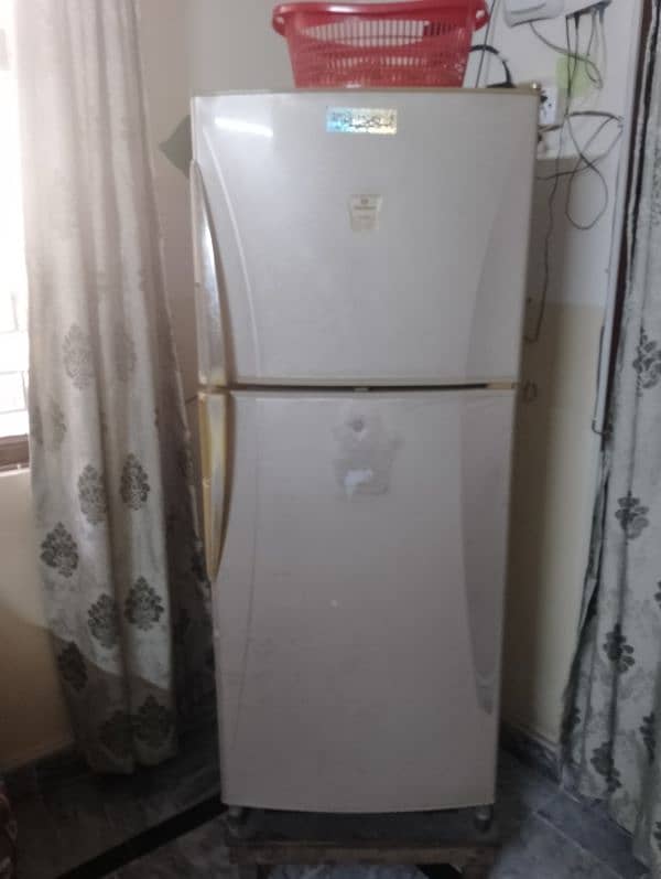 Dawlance refrigerator Full size For Sale 0