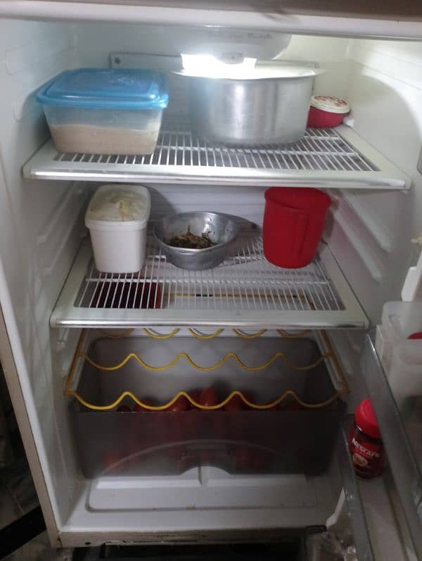 Dawlance refrigerator Full size For Sale 3