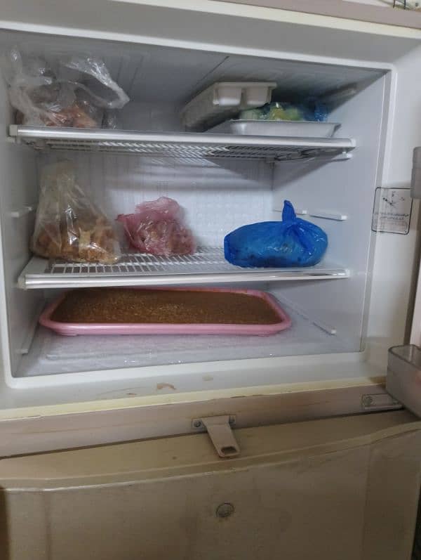 Dawlance refrigerator Full size For Sale 5