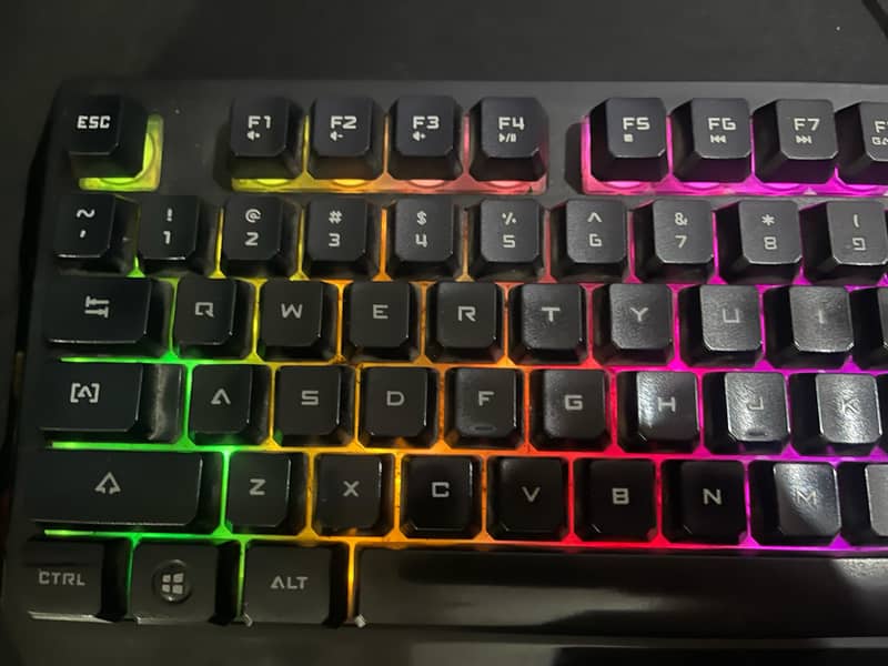 Bloody Q135 Neon gaming keyboard 1