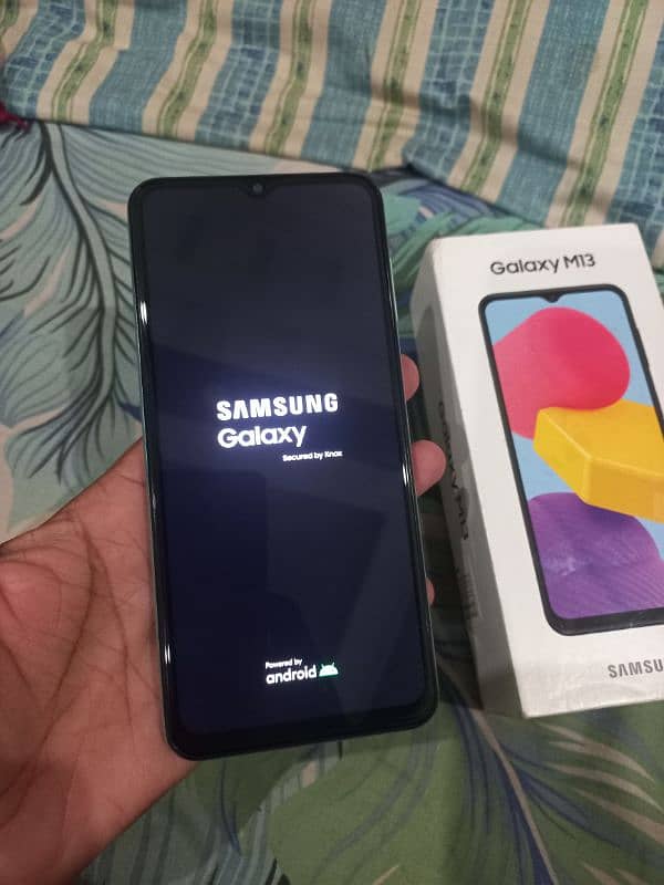 samsung M 13 - 6 / 128 gb 1