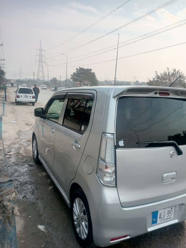 Suzuki Wagon R 2015 1