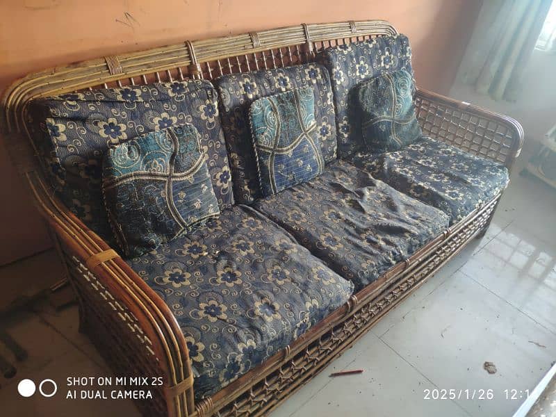 Cane sofa in a good condition 1