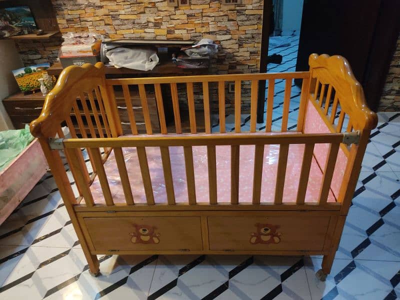 Baby double cot with maximum features 3