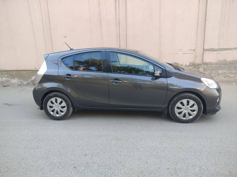 Toyota Aqua 2014 S Push Registration 2017 In Original Condition 10