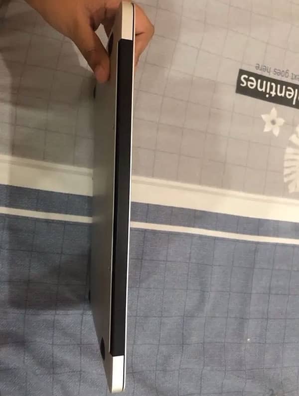 MacBook Air 11” early2015 4