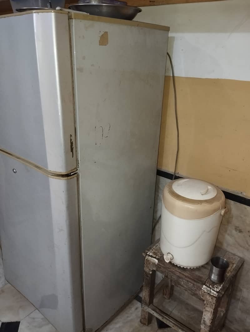 Used refrigerator fridge without compressor for sale 4