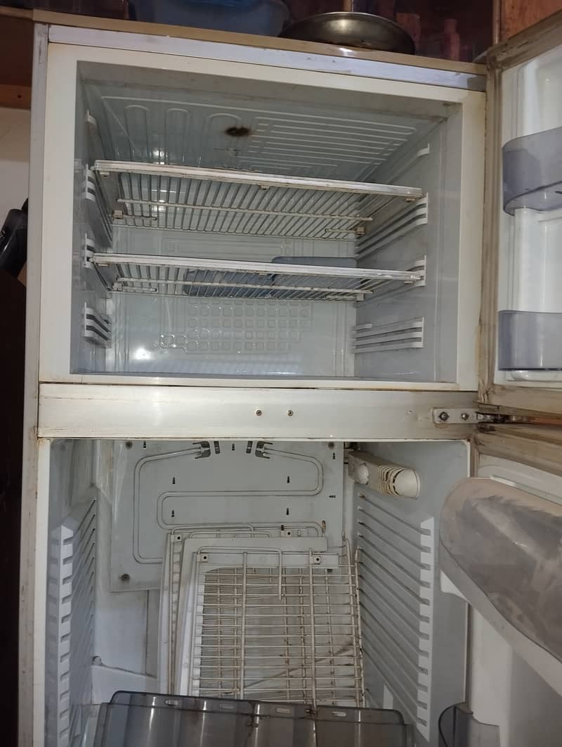 Used refrigerator fridge without compressor for sale 6