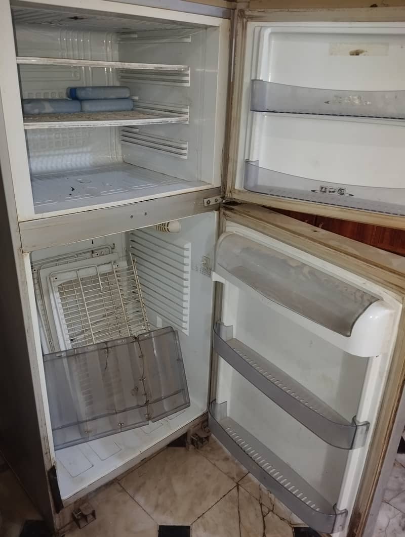 Used refrigerator fridge without compressor for sale 8