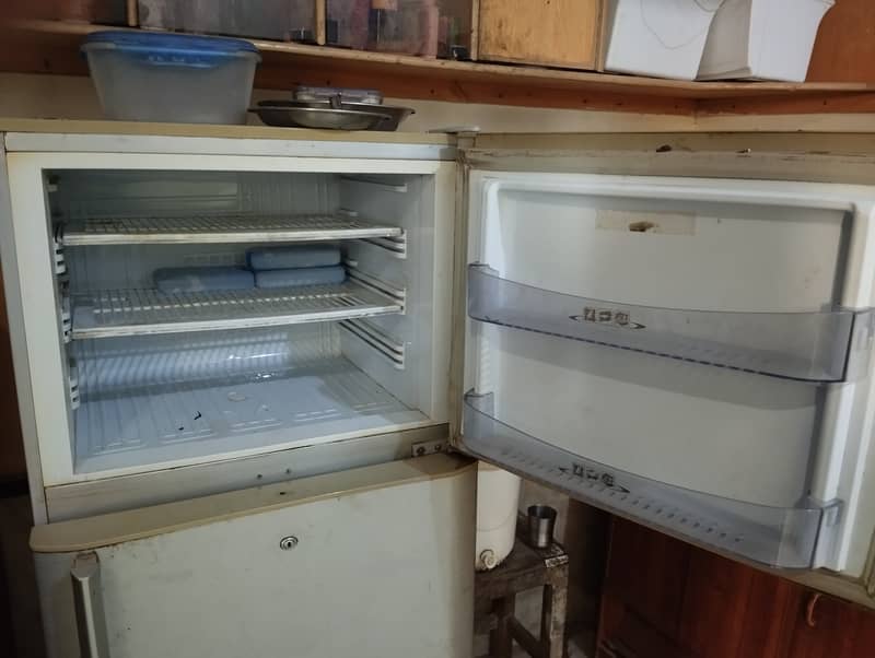 Used refrigerator fridge without compressor for sale 9