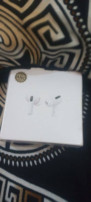 ear buds pro 4