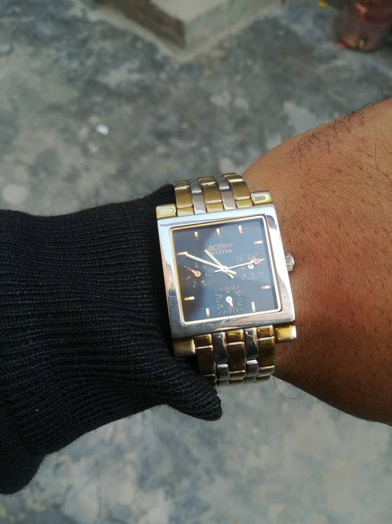 Selling my High Quality Japan qurtaz watch, All Chronograph working 1