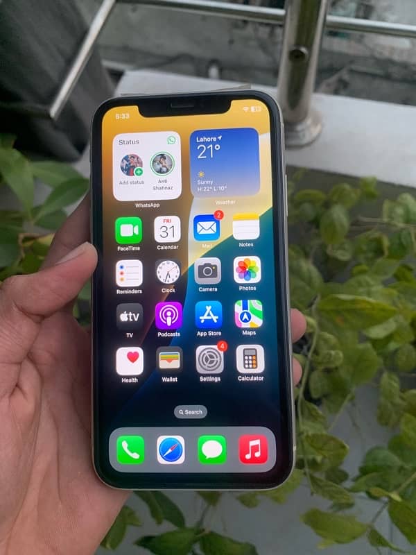 Iphone 11 64gb jv Watsapp 03044873819 5