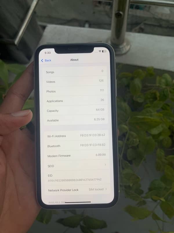 Iphone 11 64gb jv Watsapp 03044873819 7