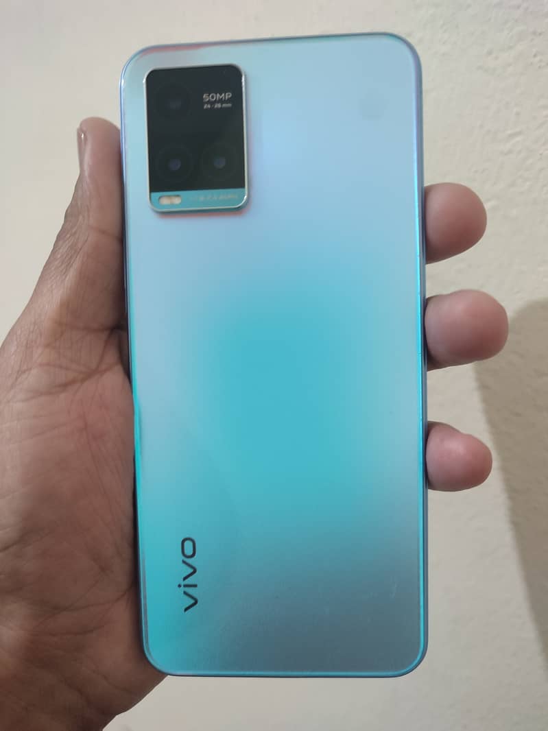 Vivo Y33s  8GB RAM 128GB ROM 10/9.5 Condition 1