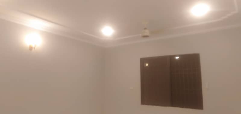 Full floor 2nd floor 3 bedrooms apartment 0