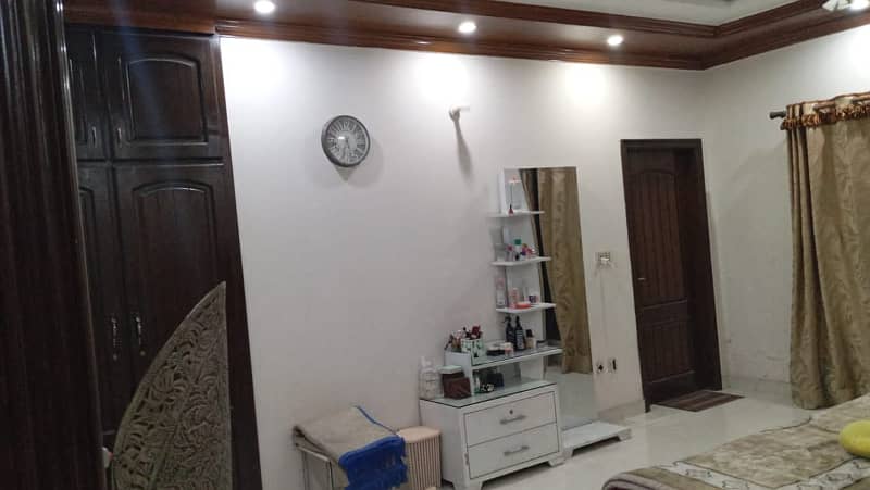 Saeed Colony Canal Road Faisalabad Society Boundary Wall 40 Marla Upper Portion For Rent Gate Garage Separate 17