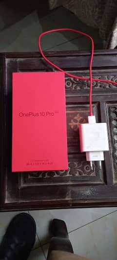 one plus 10 Pro 12 gb /512 gbmemory