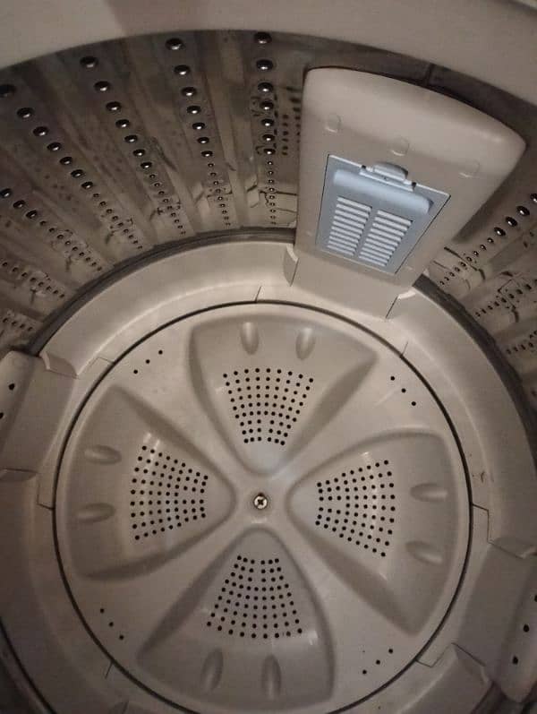 Haier  Automatic Washing Machine Model#HWM80-118BL 3