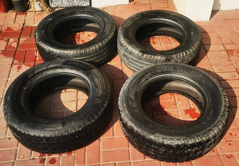 4 x 265/65/R17 tyres for hilux/prado/landcruiser/surf etc 1