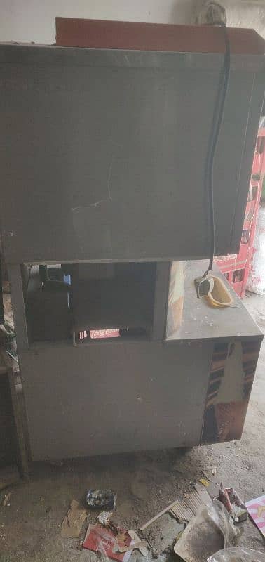 ice cream machine good condition 1