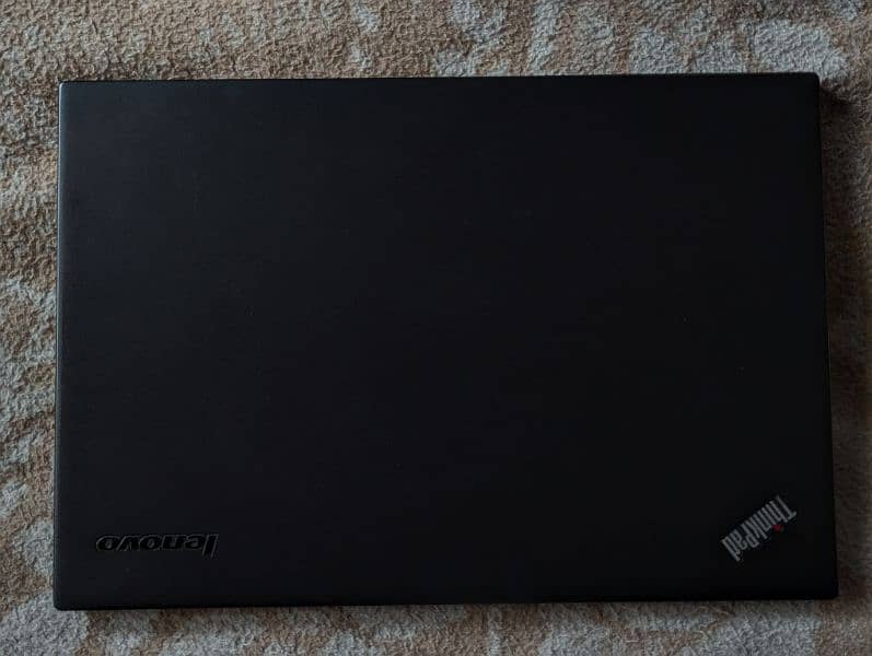 Lenovo ThinkPad Carbon X1 9