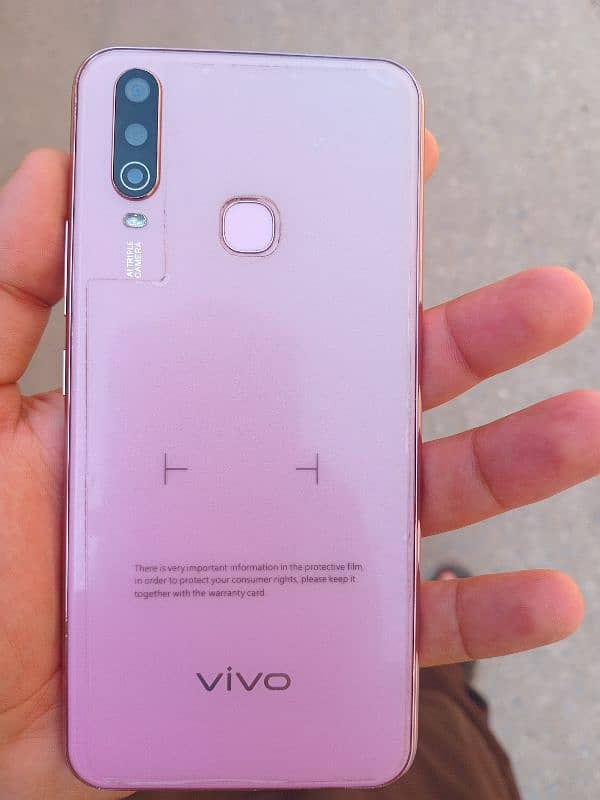 Vivo Y17 9