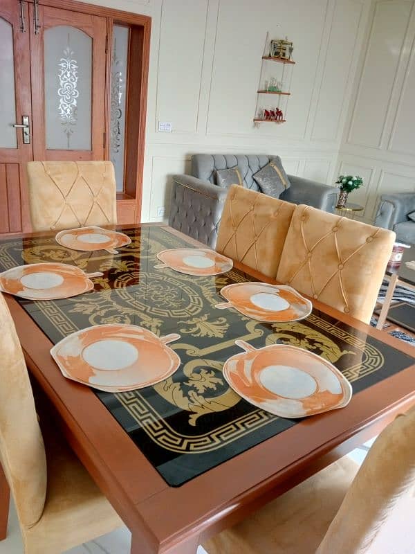 6 Seater Dining Table as good as brand new 0