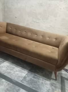 4 seater sofa almost unused