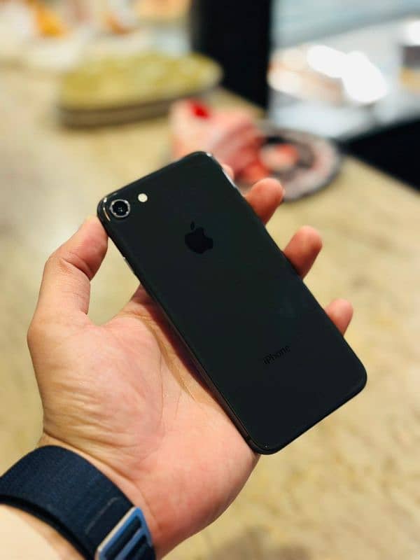 Iphone 8 64gb Non PTA 2