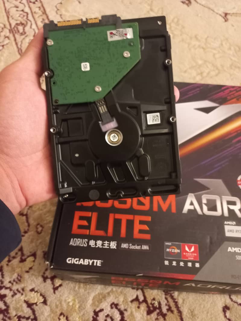 B550 Aours elite 1tb hdd and ryzen 5600 5