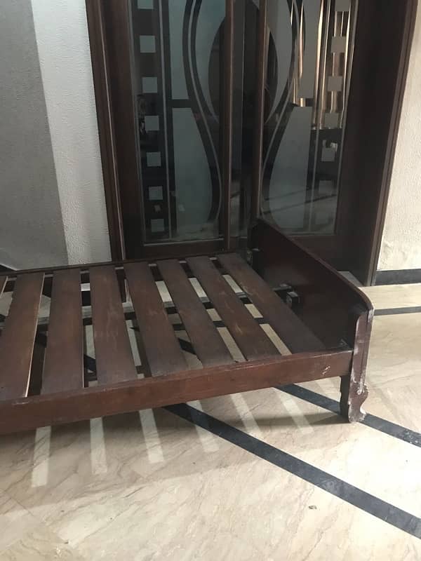 wooden beds solid wood rarely used 2