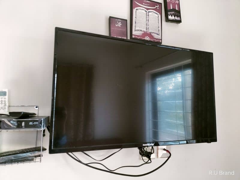 Behtreen condition m LED tv Available for SALE 0