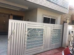 4 Bedroom Attach Washroom one Servant Room Attach Washroom G 13 House 8 Marla For Rent Available