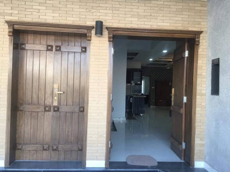 4 Bedroom Attach Washroom one Servant Room Attach Washroom G 13 House 8 Marla For Rent Available 1