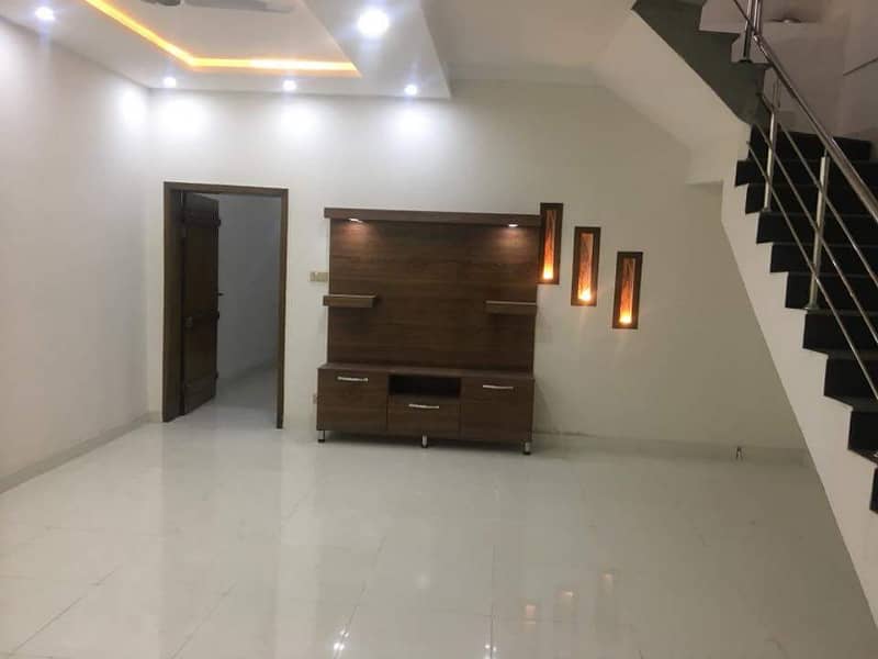 4 Bedroom Attach Washroom one Servant Room Attach Washroom G 13 House 8 Marla For Rent Available 6