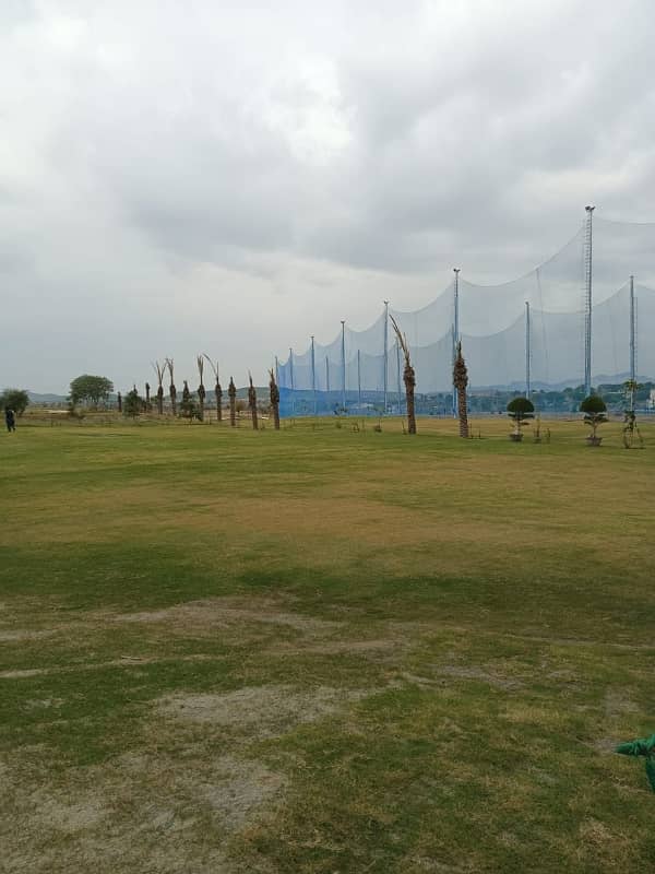 10 Marla Pair Plot For Sale On 60 Fit wide road 4