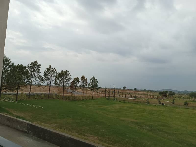 10 Marla Pair Plot For Sale On 60 Fit wide road 10