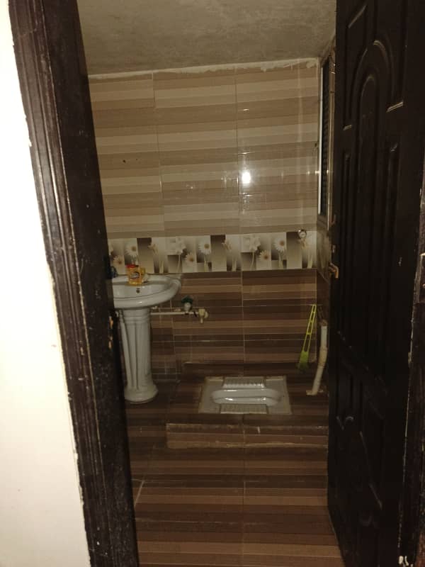 3 room flat for rent in 31G Korangi Crossing karachi 4