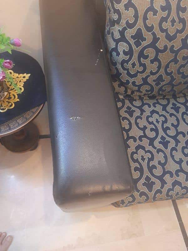 2 sofas for sale (pair) 7