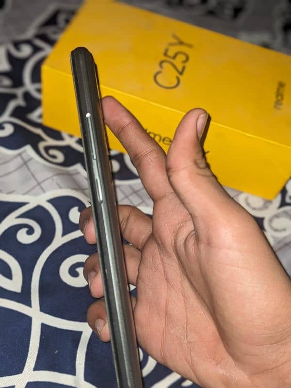 realme c25y approved{VIP Condition} 4