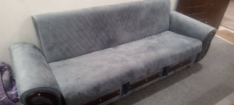 imported wallvet bed and  sofa cumbed 1