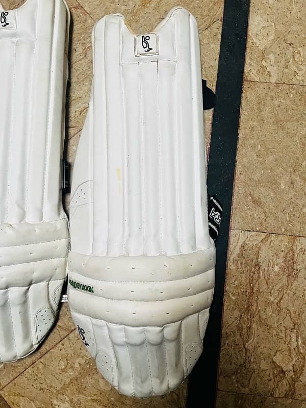 original kookaburra cricket pads and original gray nicolls keeping pad 5