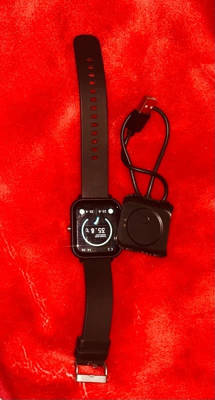 Smartwatch with Call & Health Tracking 1