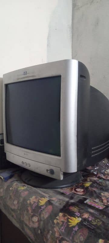 HP monitor 2