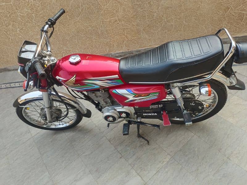 Honda cg 125 for sale like a brand new 3