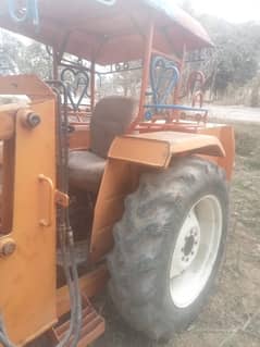 Fiat Tractor with bucket