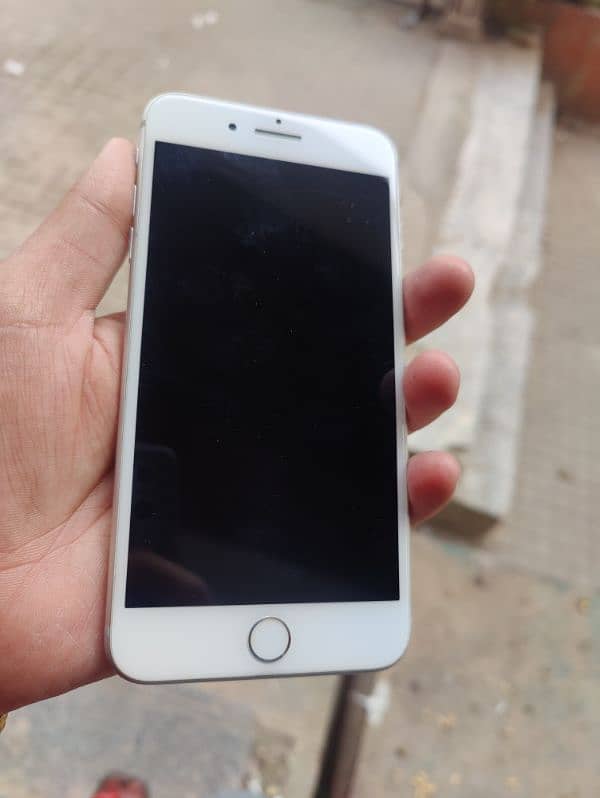 Iphone 8 plus 64gb pta 7