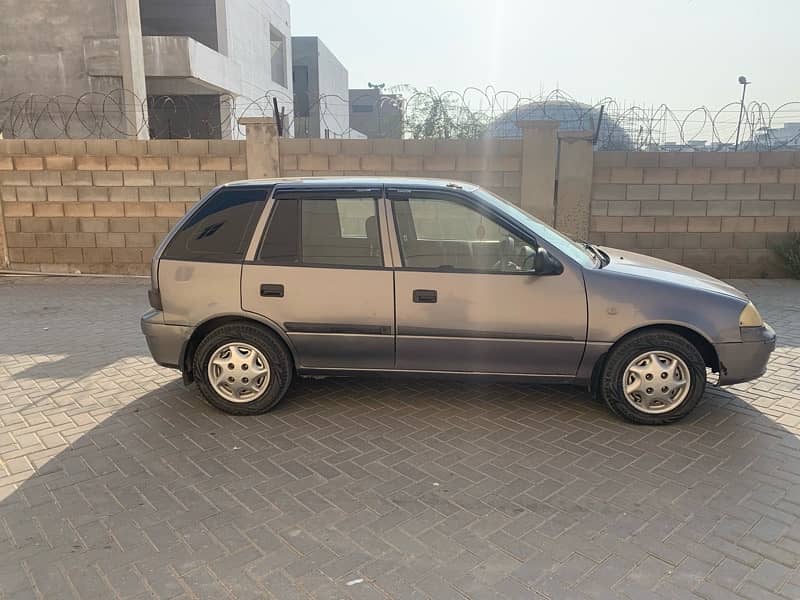 Suzuki Cultus 2015 1