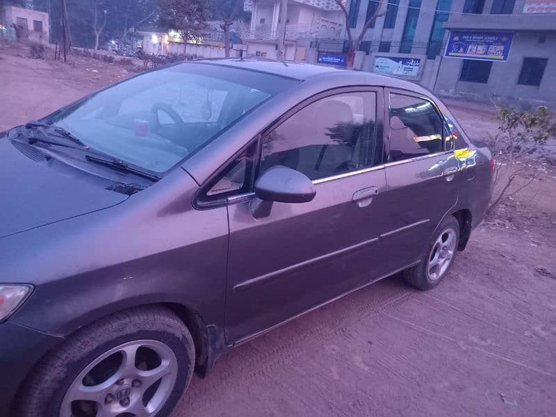 Honda City IDSI 2005 5